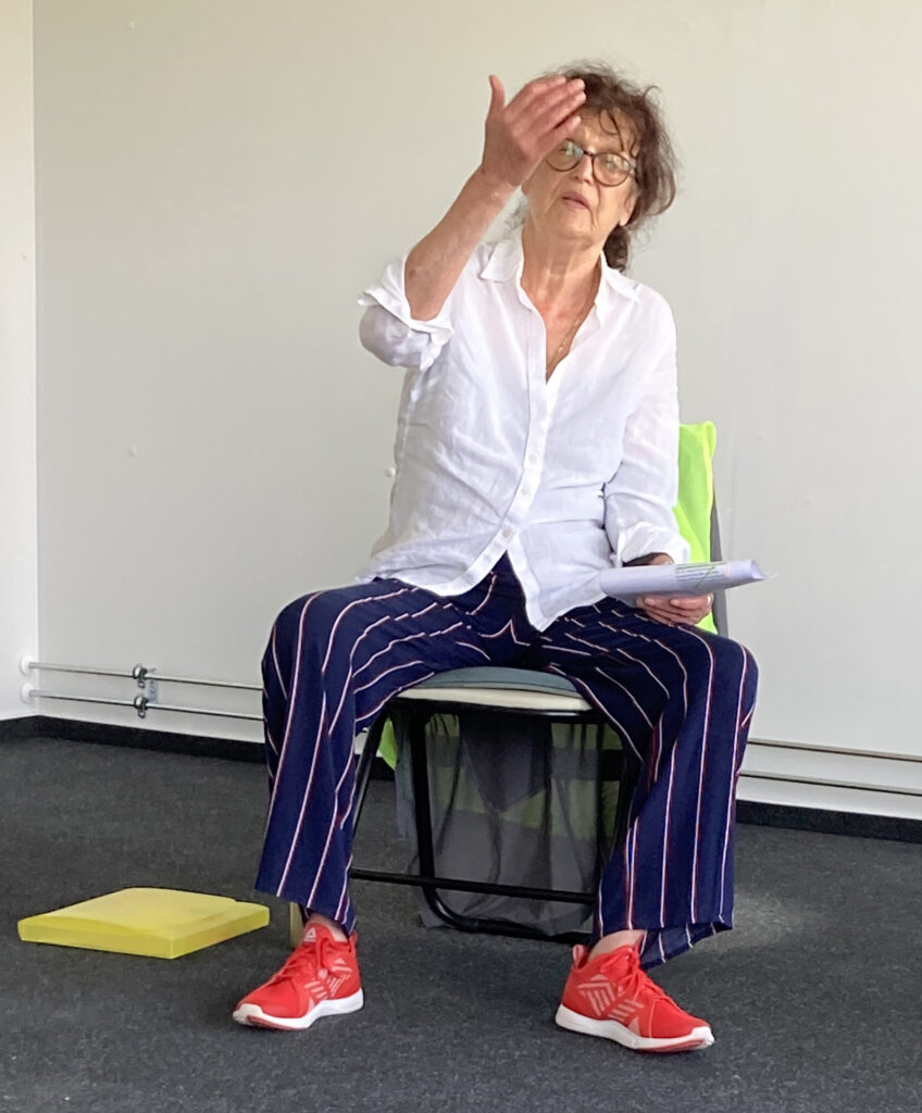 Margita Haberland beim Vortrag